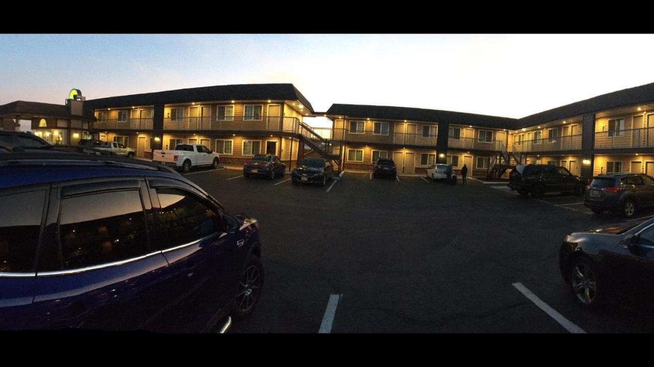 Days Inn By Wyndham Newport Or Luaran gambar